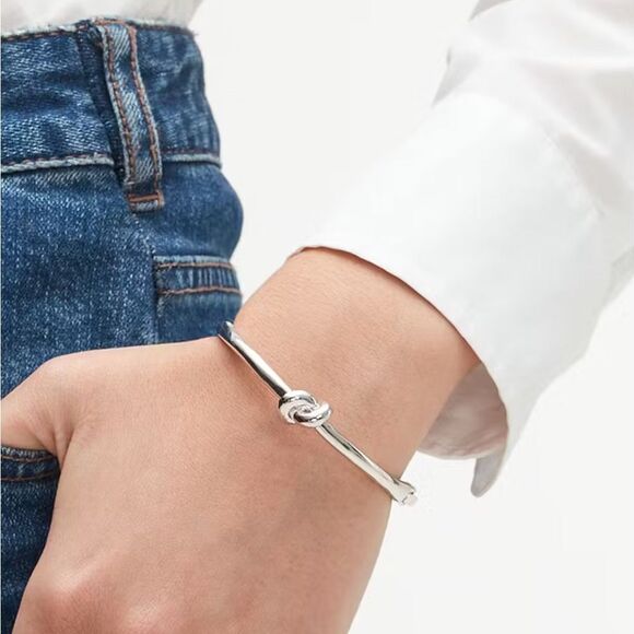 NWT Kate Spade Sailor's Knot Hinge Bangle - Picture 2 of 6